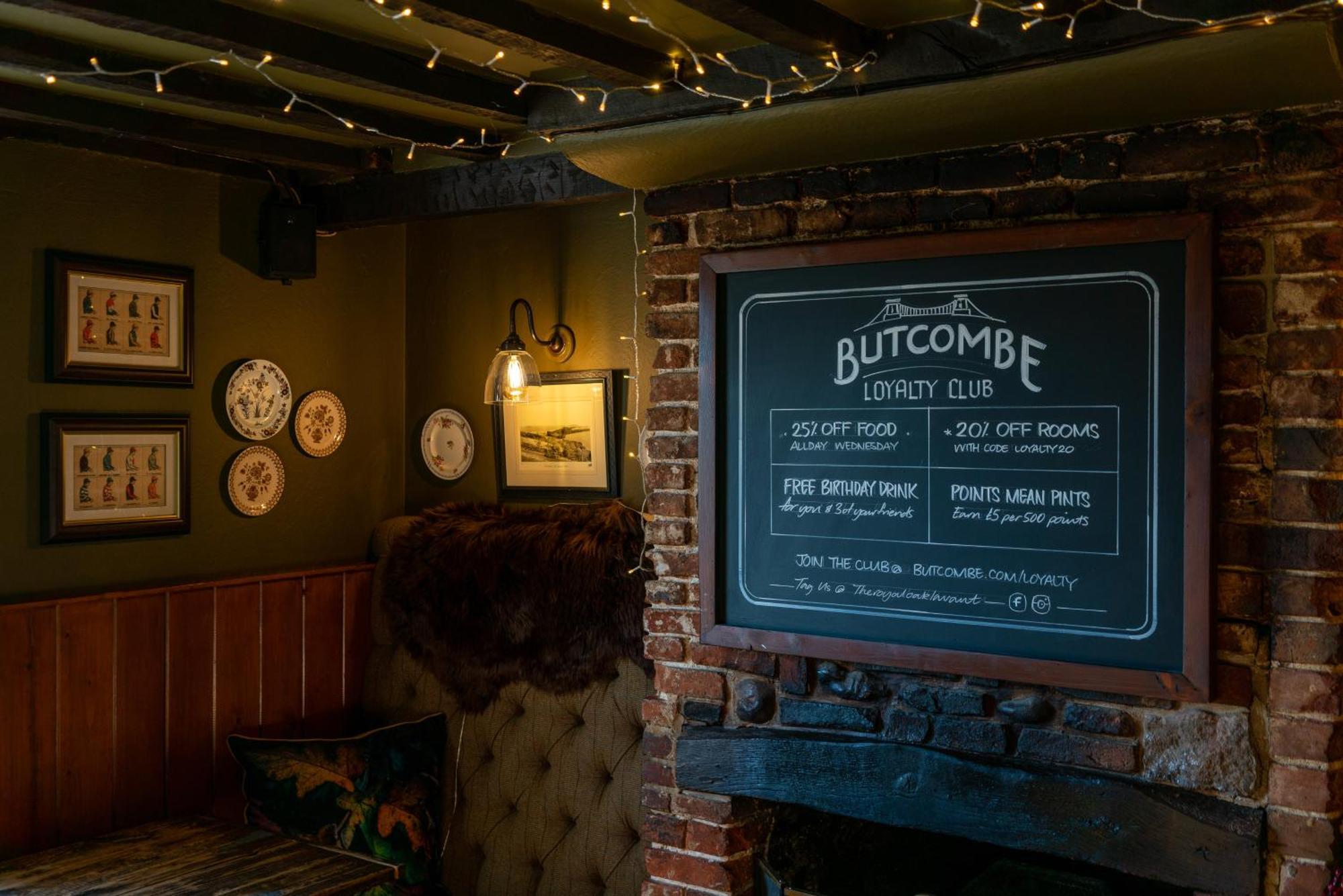 The Royal Oak Inn Чичестър Екстериор снимка